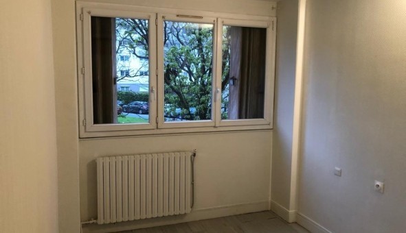 Logement tudiant T4 à Montreuil (93100)