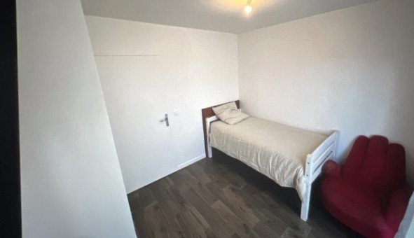 Logement tudiant T4 à Nanterre (92000)