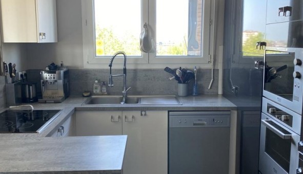 Logement tudiant T4 à Nanterre (92000)