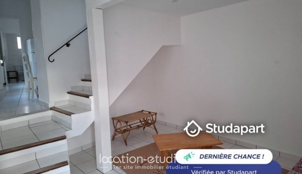 Logement tudiant T4 à Orange (84100)