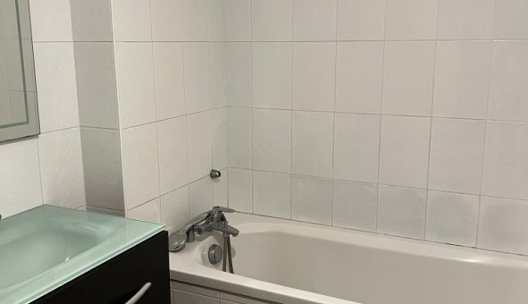 Logement tudiant T4 à Pau (64000)