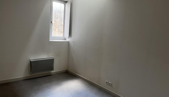 Logement tudiant T4 à Pau (64000)