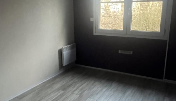 Logement tudiant T4 à Ris Orangis (91000)