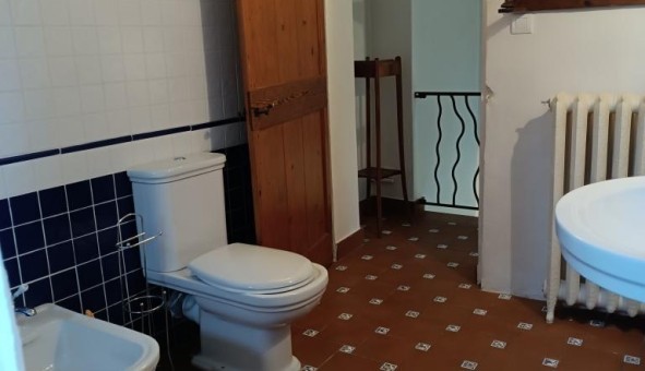 Logement tudiant T4 à Robion (84440)