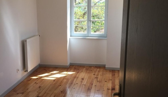 Logement tudiant T4 à Saint Laurent de Vaux (69670)