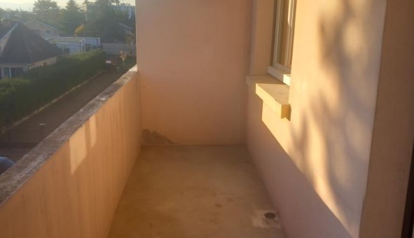 Logement tudiant T4 à Saint Priest (69800)