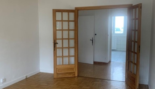 Logement tudiant Location T4 Vide Sedan (08200)