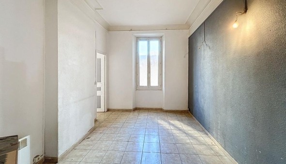 Logement tudiant T4 à Toulon (83200)