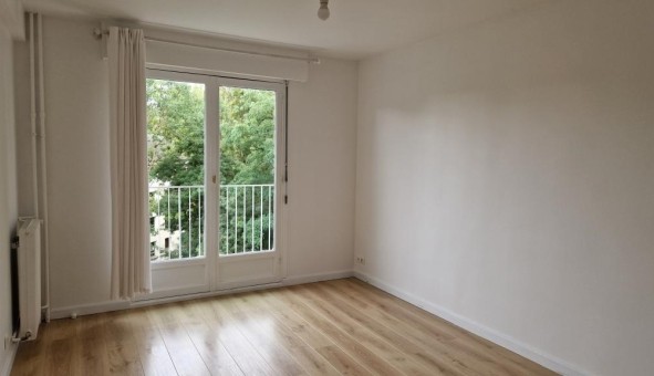 Logement tudiant T4 à Versailles (78000)