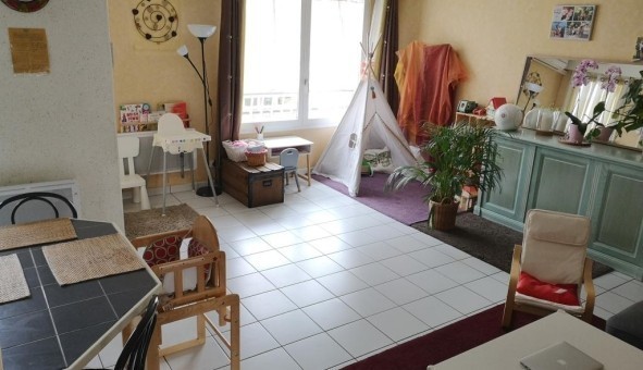 Logement tudiant T4 à Villeurbanne (69100)