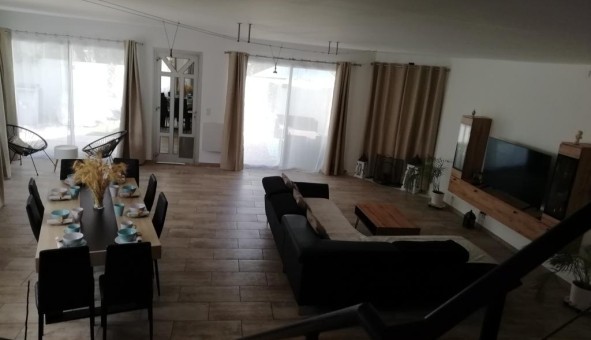 Logement tudiant T5 à Adissan (34230)