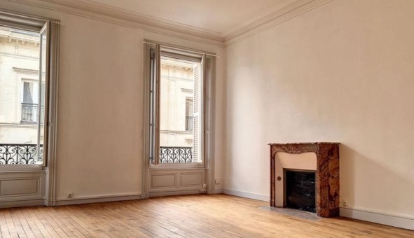 Logement tudiant Location T5 Vide Angers (49000)