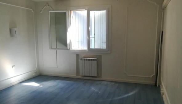 Logement tudiant T5 à Aureille (13930)