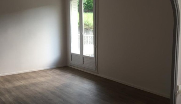 Logement tudiant T5 à Chamalires (63400)