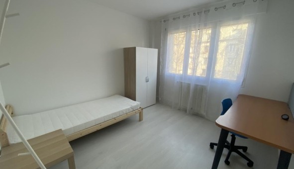 Logement tudiant T5 à Le Blanc Mesnil (93150)