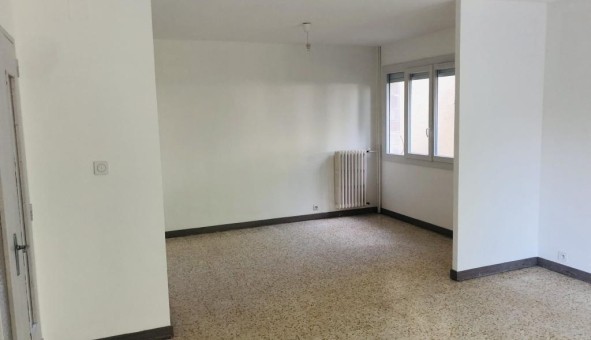 Logement tudiant T5 à Le Pontet (84130)