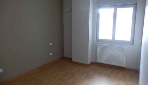 Logement tudiant T5 à Pau (64000)