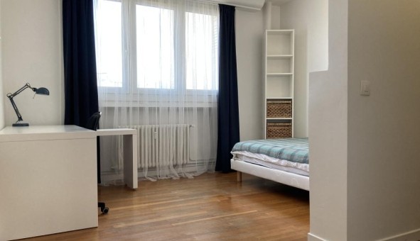 Logement tudiant T5 à Sedan (08200)