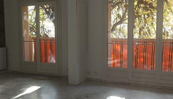 Logement tudiant Location T5 Vide Toulon (83200)