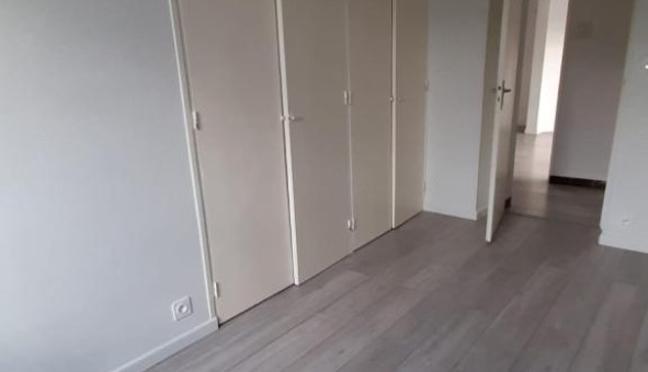 Logement tudiant Colocation à Ailhon (07200)